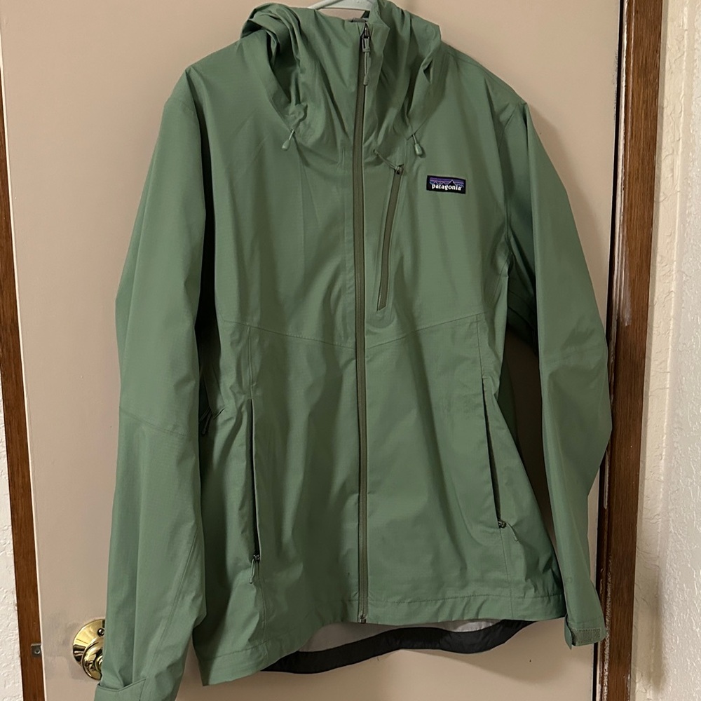 Patagonia Women's Utility Jacket in Sage Green